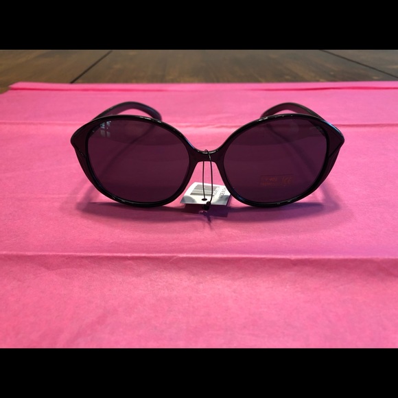 Georgio Caponi Accessories - NWT!! Gorgeous!! Georgio Caponi Sunglasses